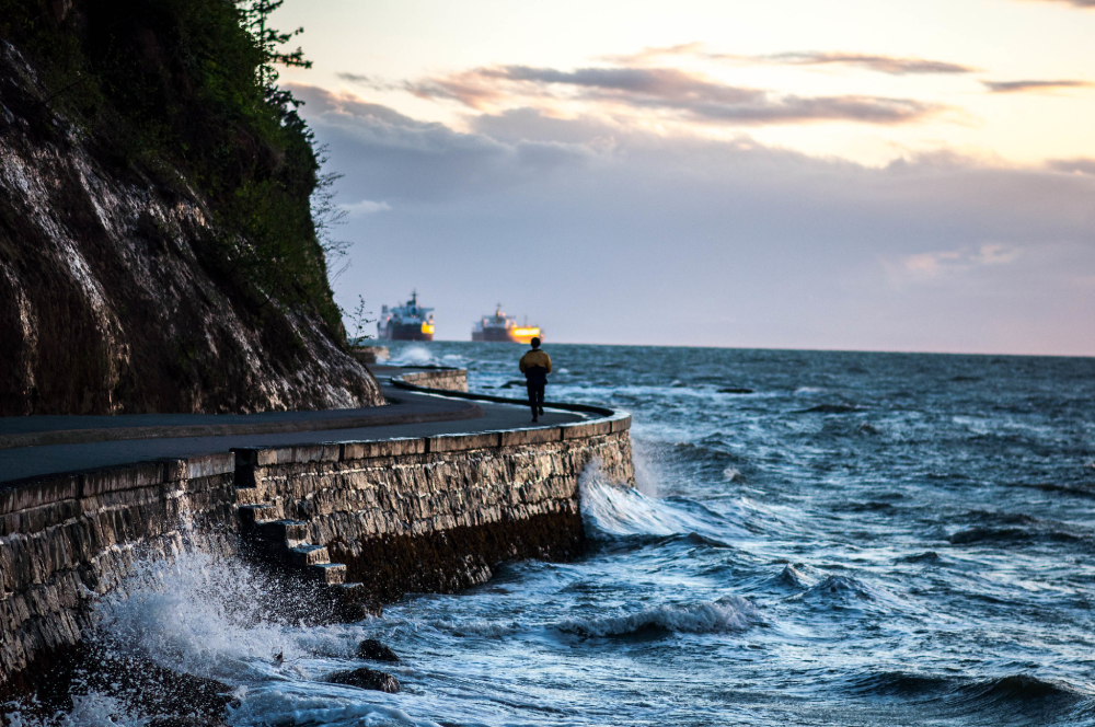 Seawall.jpg
