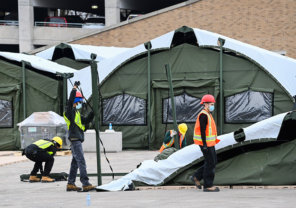 MakeshiftSunnybrookHospitalToronto.jpg