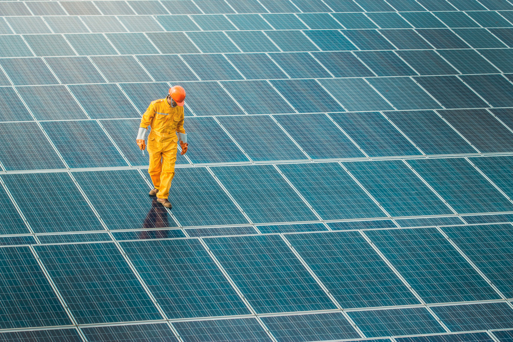 ConstructionWorkerSolarPowerRoof.jpg
