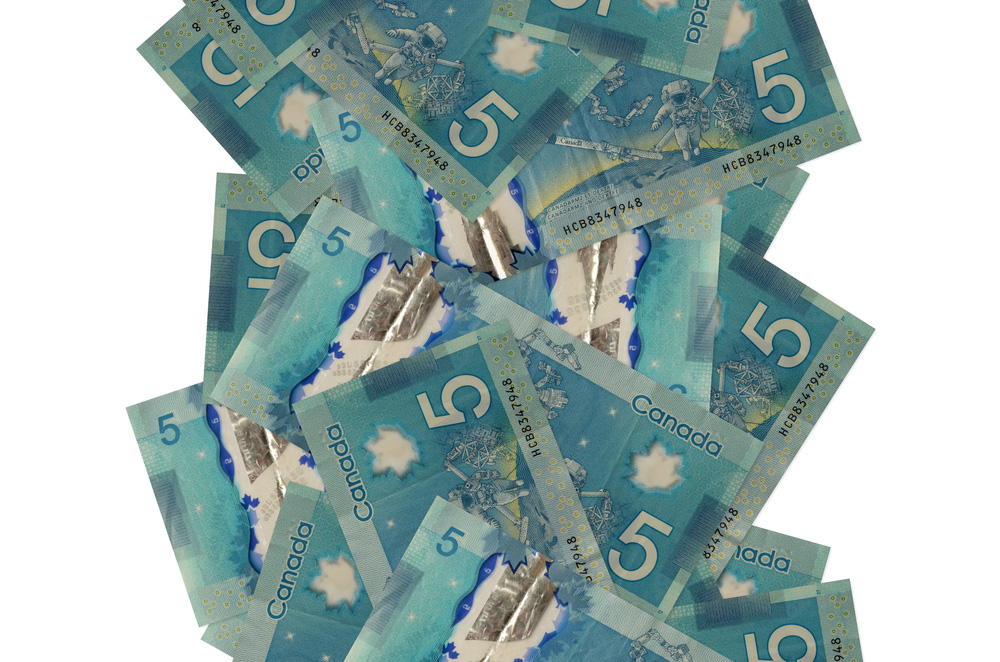 Canadian5DollarBills.jpg