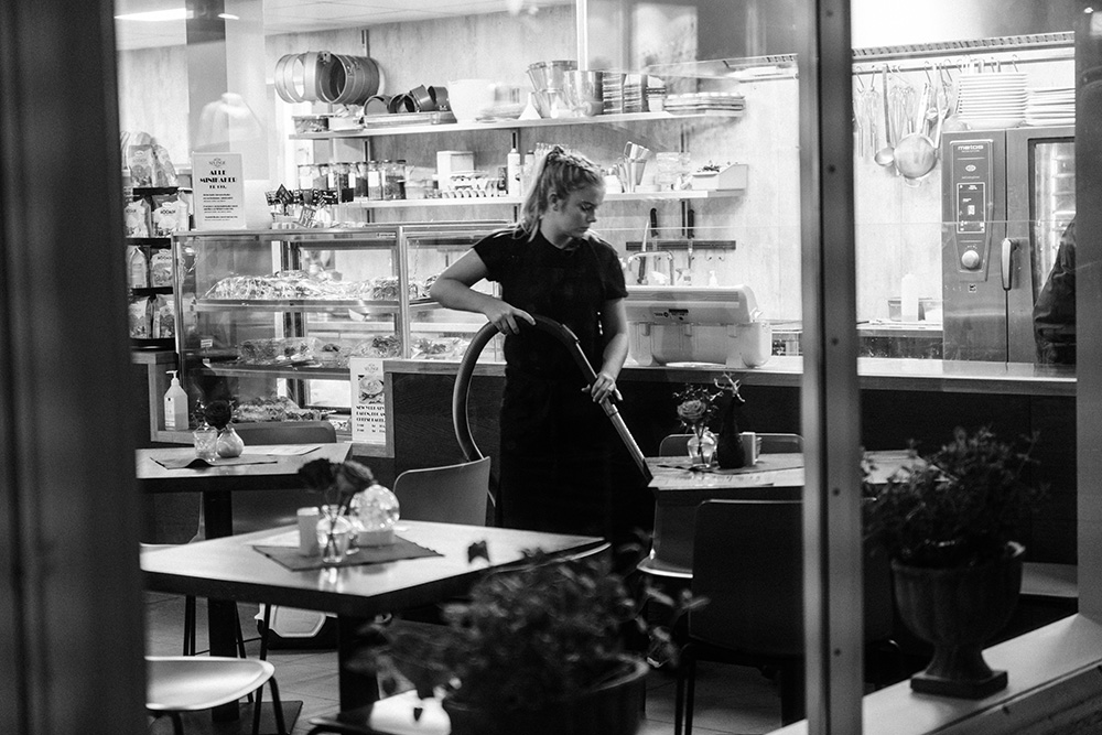 RestaurantCleanerBW.jpg