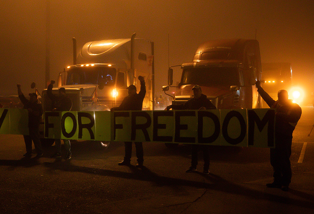 TruckersProtestVaccineMandate.JPG
