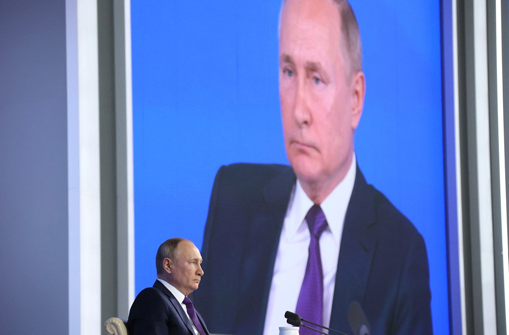 PutinConference.jpg