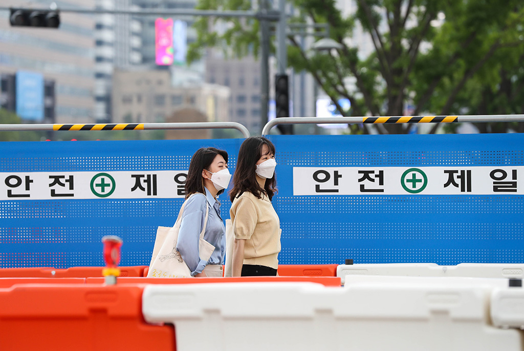 SouthKoreaMasks.jpg