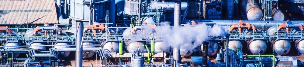 960px version of OilRefineryMiddle.jpg