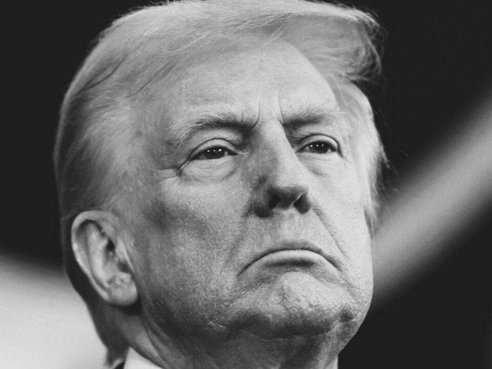 USPresidentDonaldTrumpBW.jpg