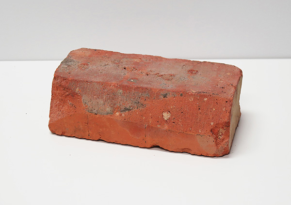 582px version of StretchersHeadersFootnotesBrick.jpg
