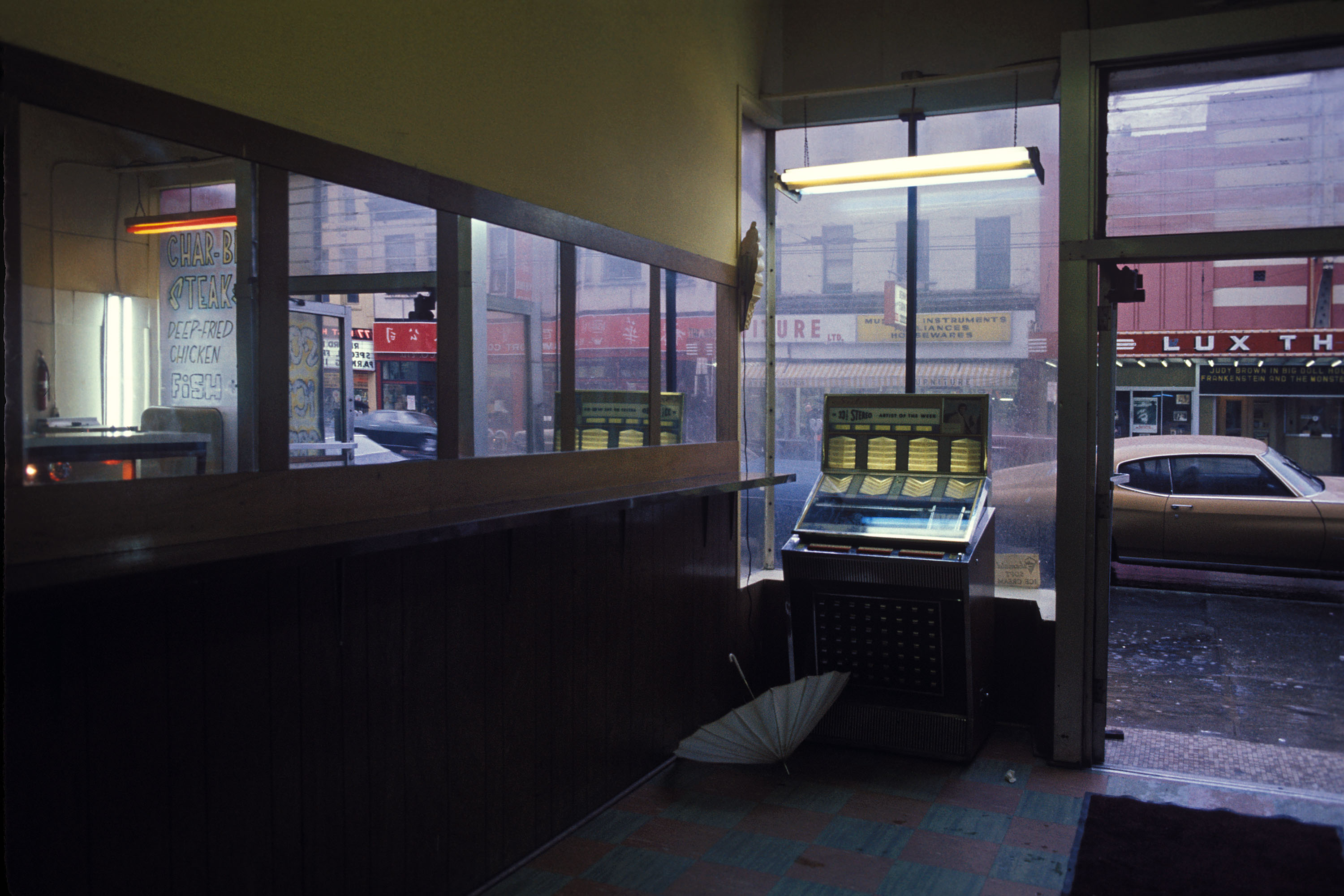 1200px version of &lsquo;Juke Box&rsquo; by Greg Girard