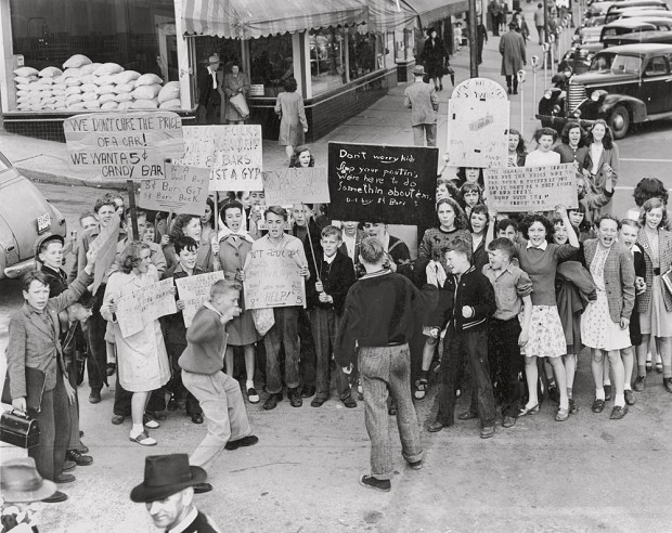 PHOTO2.1947-candy-small.jpg