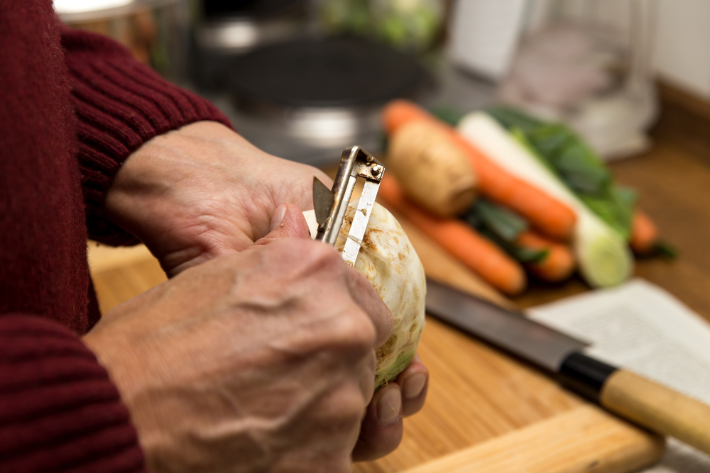Peeling-Veggies.jpg