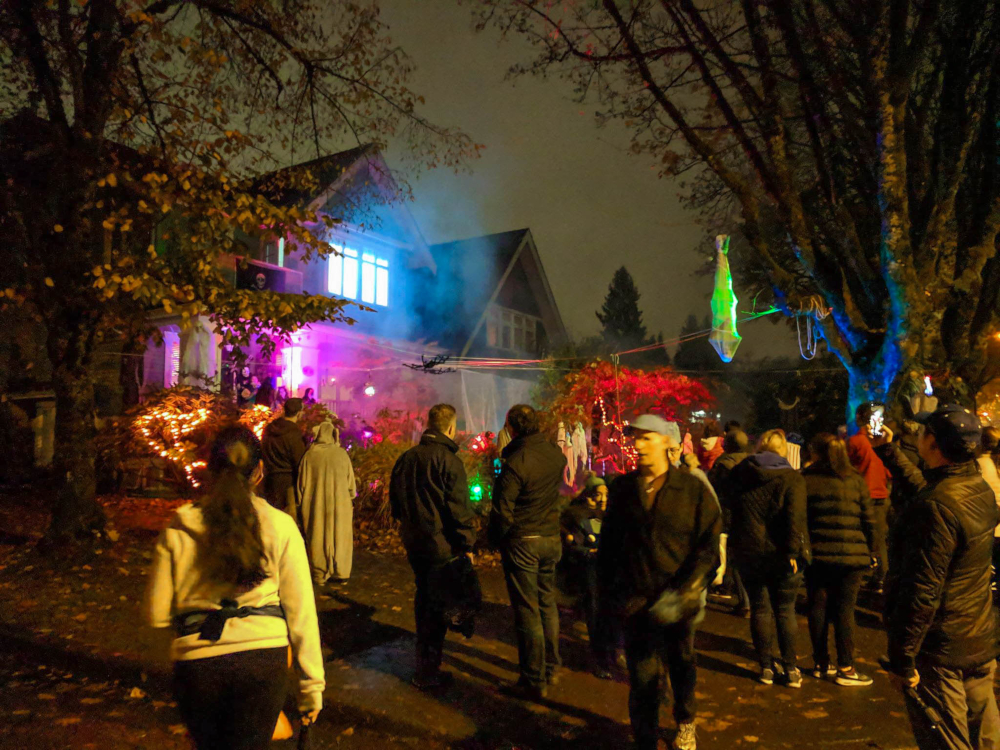 Halloween-Night-Van.jpg