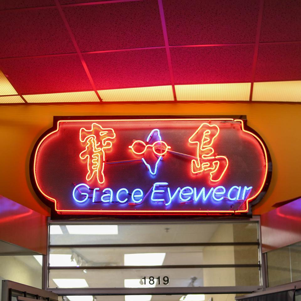 960px version of Crystal-Glasses-Eye.jpg