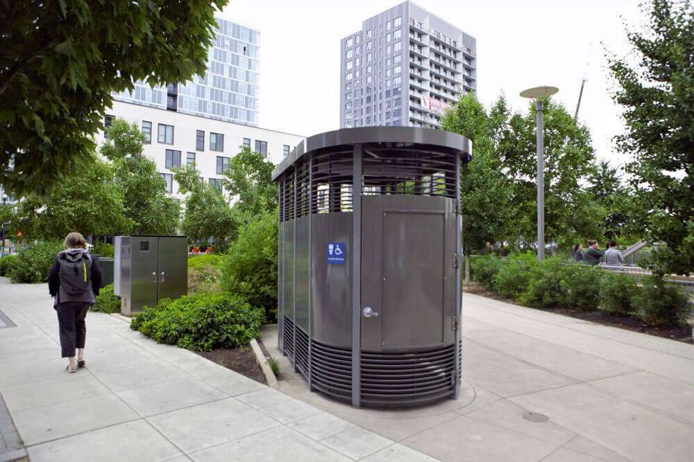 PortlandPublicToilet.jpg