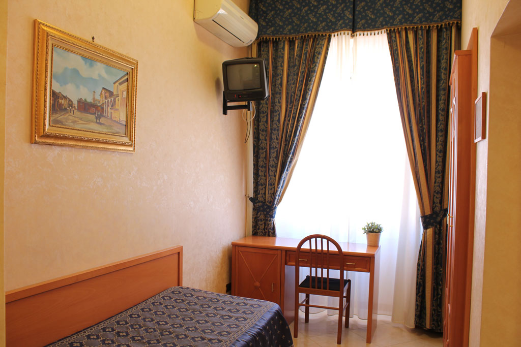 960px version of hotelorlanda-roma-single2.jpg