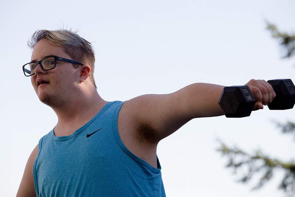 851px version of AaronWaddinghamWorkingOut.jpg