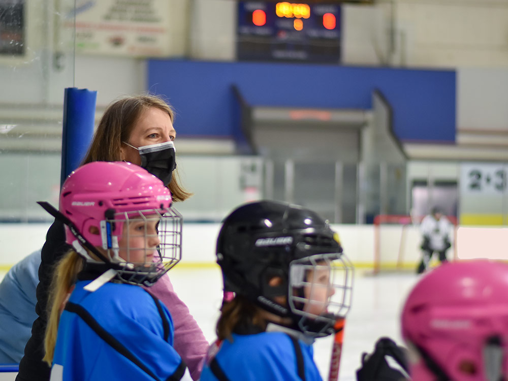 BobbyJoHekobCoachHockey.jpg