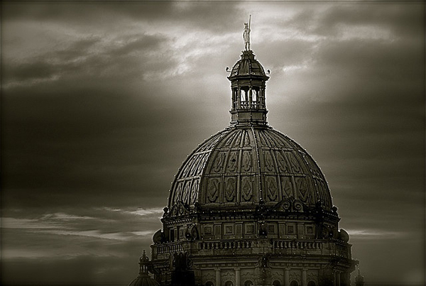 Gloomy BC Legislature