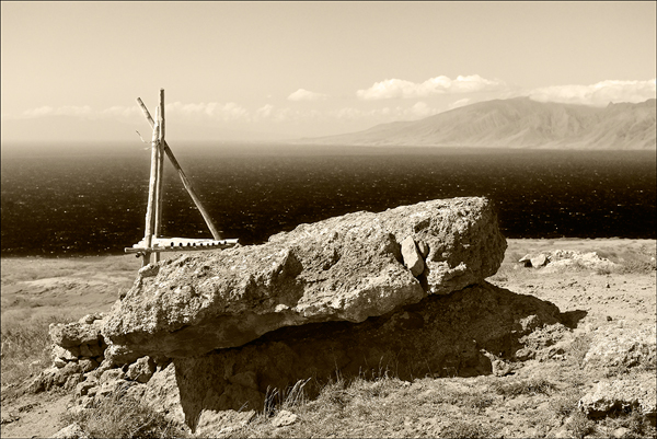582px version of Rewilding Kaho'olawe Island
