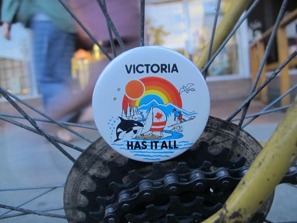 Vintage BC button
