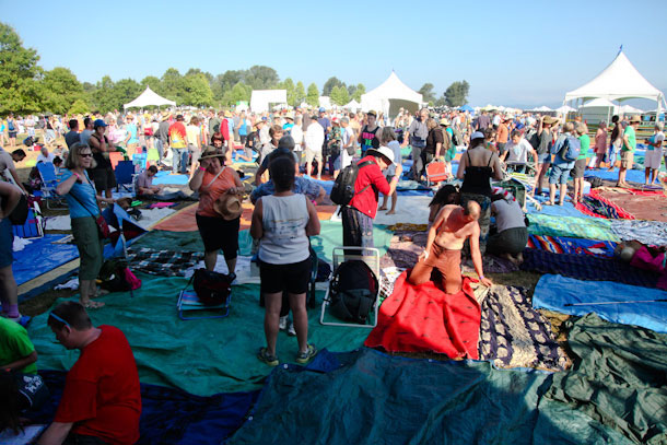 582px version of 15-FolkFest-Stagewide.jpg