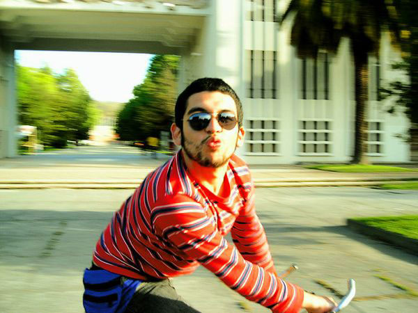 BikeKiss.jpg