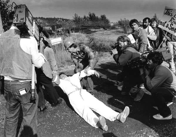 Greenpeace action in 1985 to stop toxic dumping in U.S. rivers.