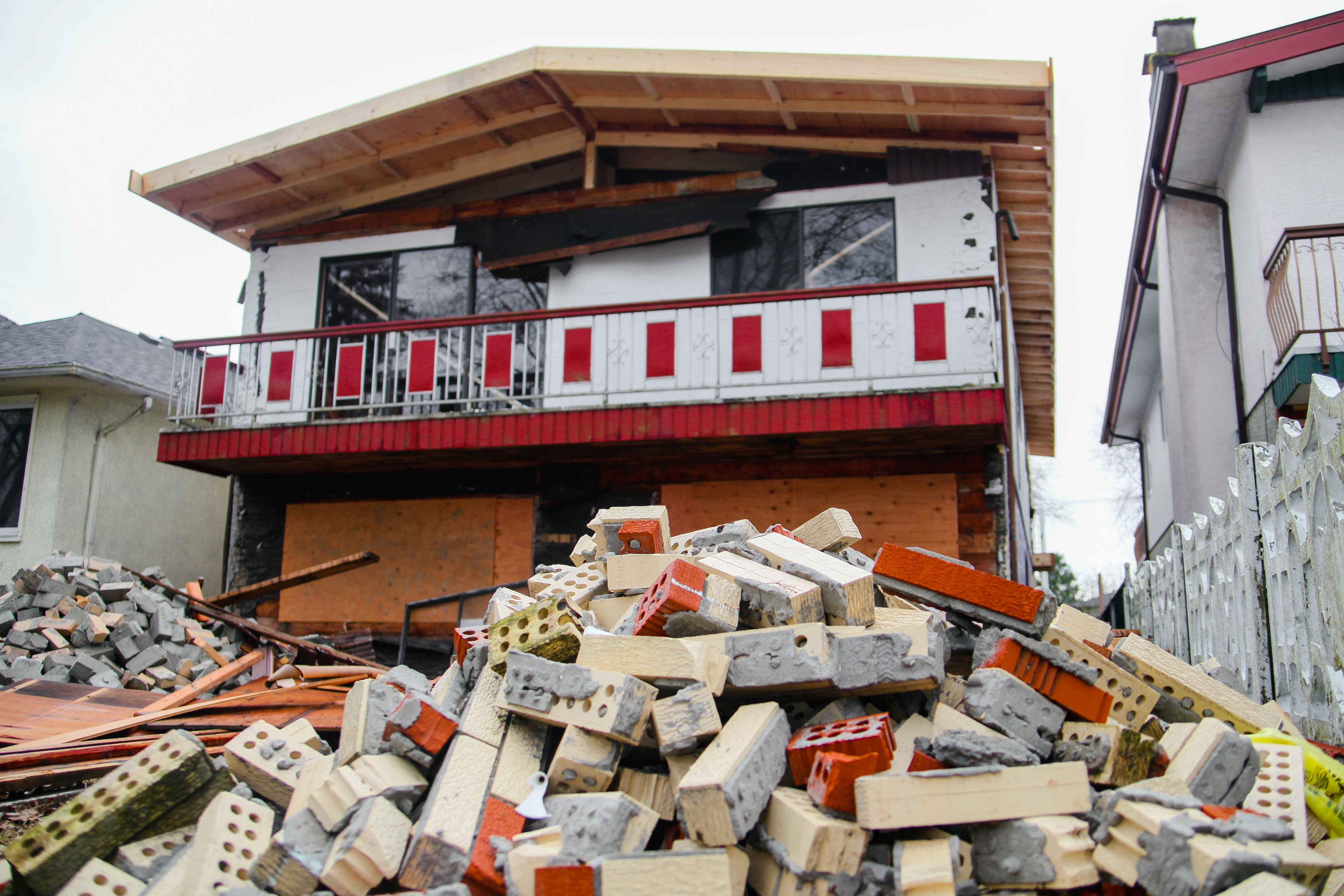 Vancouver-Special-Bricks.jpg