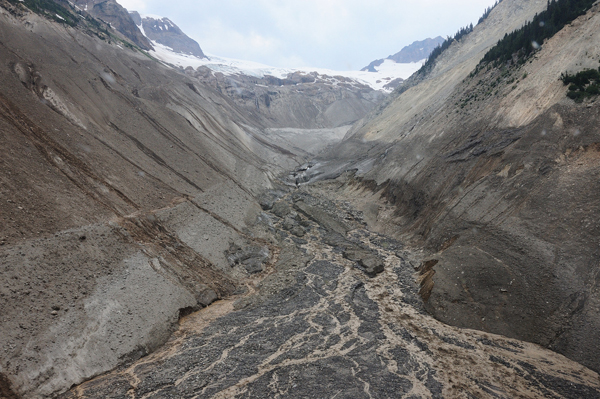 Slopes channelling Meager Creek landslide