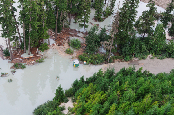 Hot springs covered by Meager Creek landslide
