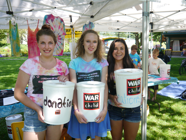 582px version of War Child donation bins