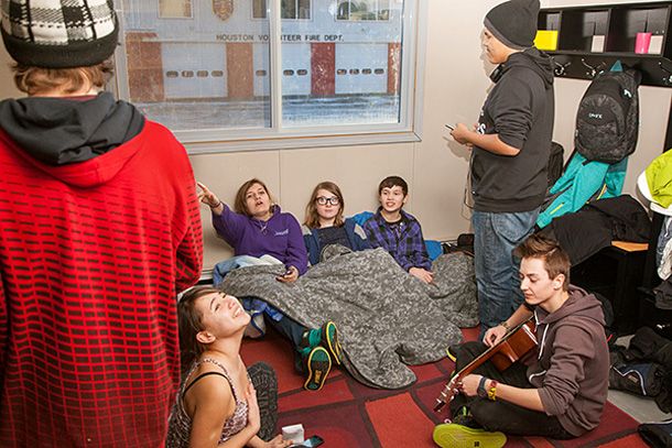 Dze L' K'ant Friendship Centre, Huston