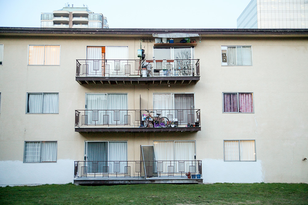 ApartmentWalkUp.jpg