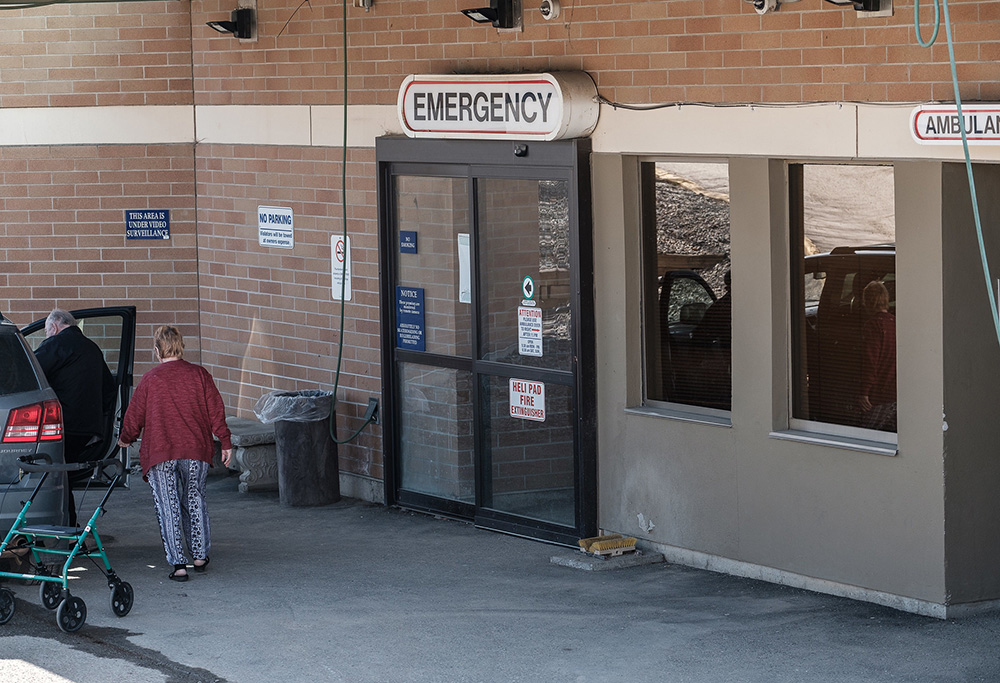 QuesnelHospitalEmergency.jpg