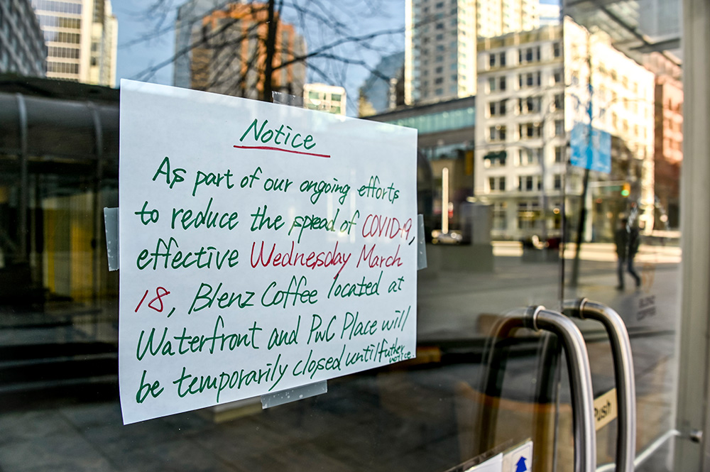 BlenzCovidClosureSign.jpg