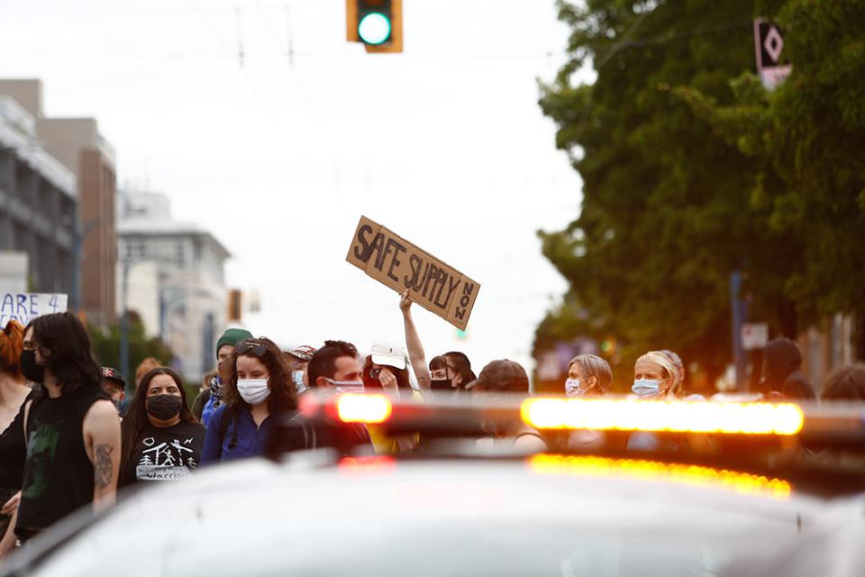 960px version of SafeSupplyNowSignMarch.jpg