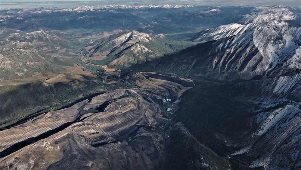 OpenPitMiningMountaintopsAerial.jpg