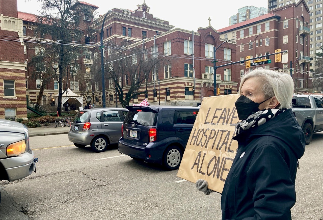 VanConvoyElyseCounterProtest.jpg