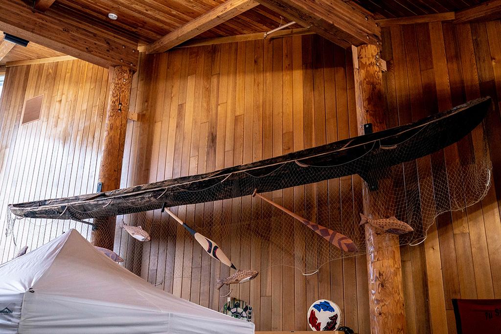 CanoeWaHeLutSchool.jpg