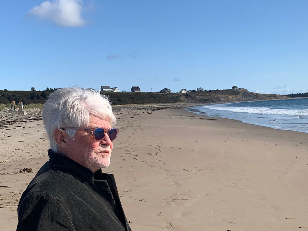 MichaelHarrisBeachProfile.jpg