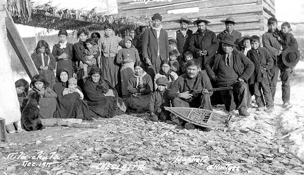 582px version of CheslattaPeoplesSkatchola1911.jpg
