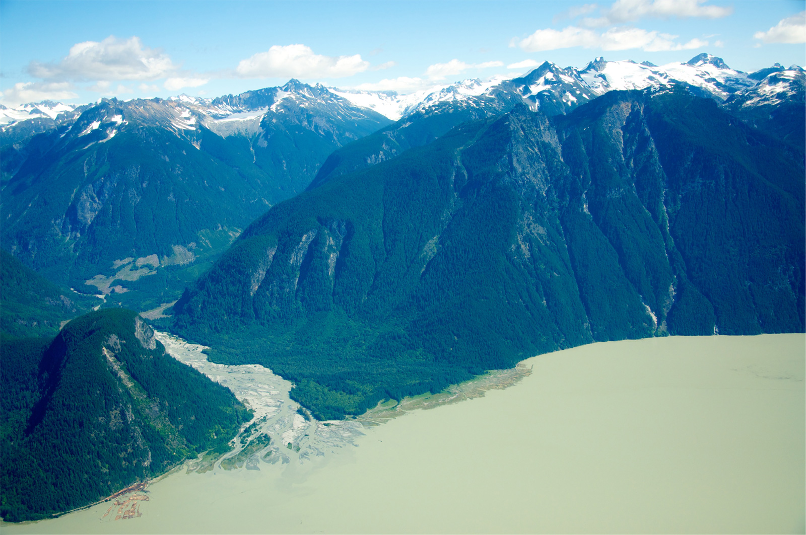 Gwaxdlala/Nalaxdlala (Lull Bay/Hoeya Sound)