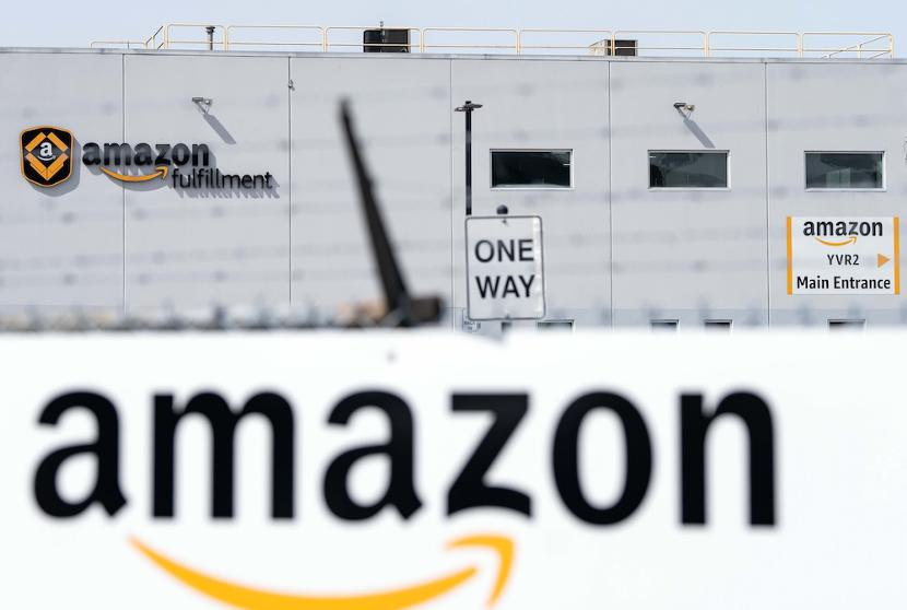 Amazon Workers Win a Union as Company’s Tactics Slammed