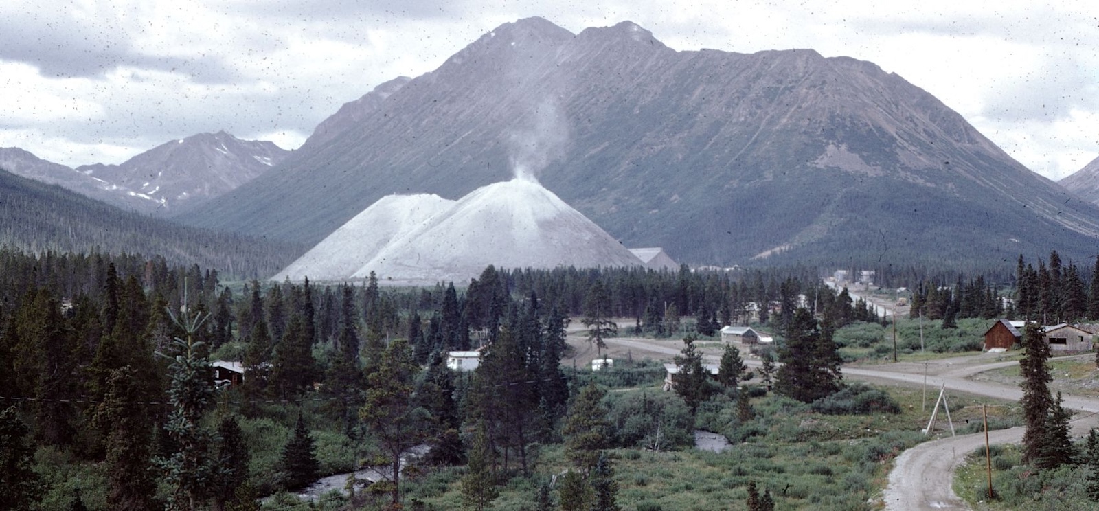 The Long Legacy of an Asbestos Ghost Town
