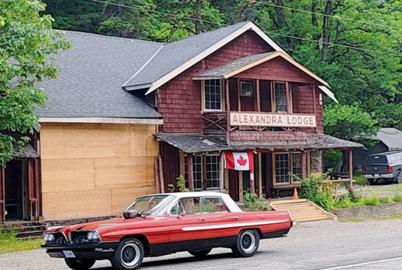 A Historic Fraser Canyon Hotel Faces Down a Wildfire