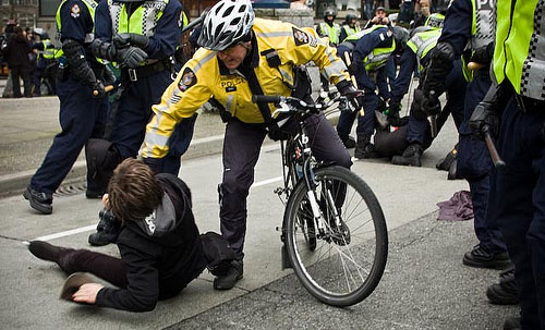 8-PhotogAndCop.jpg