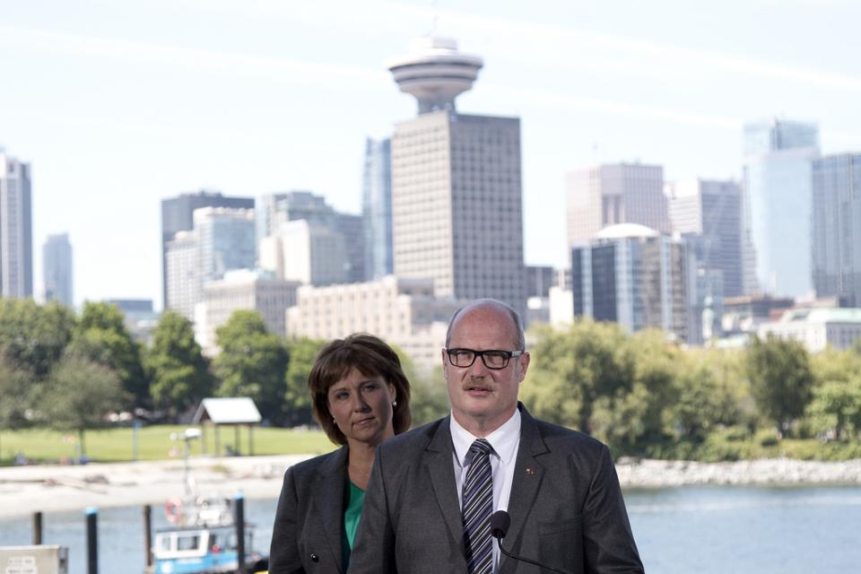 960px version of Christy Clark and Mike de Jong