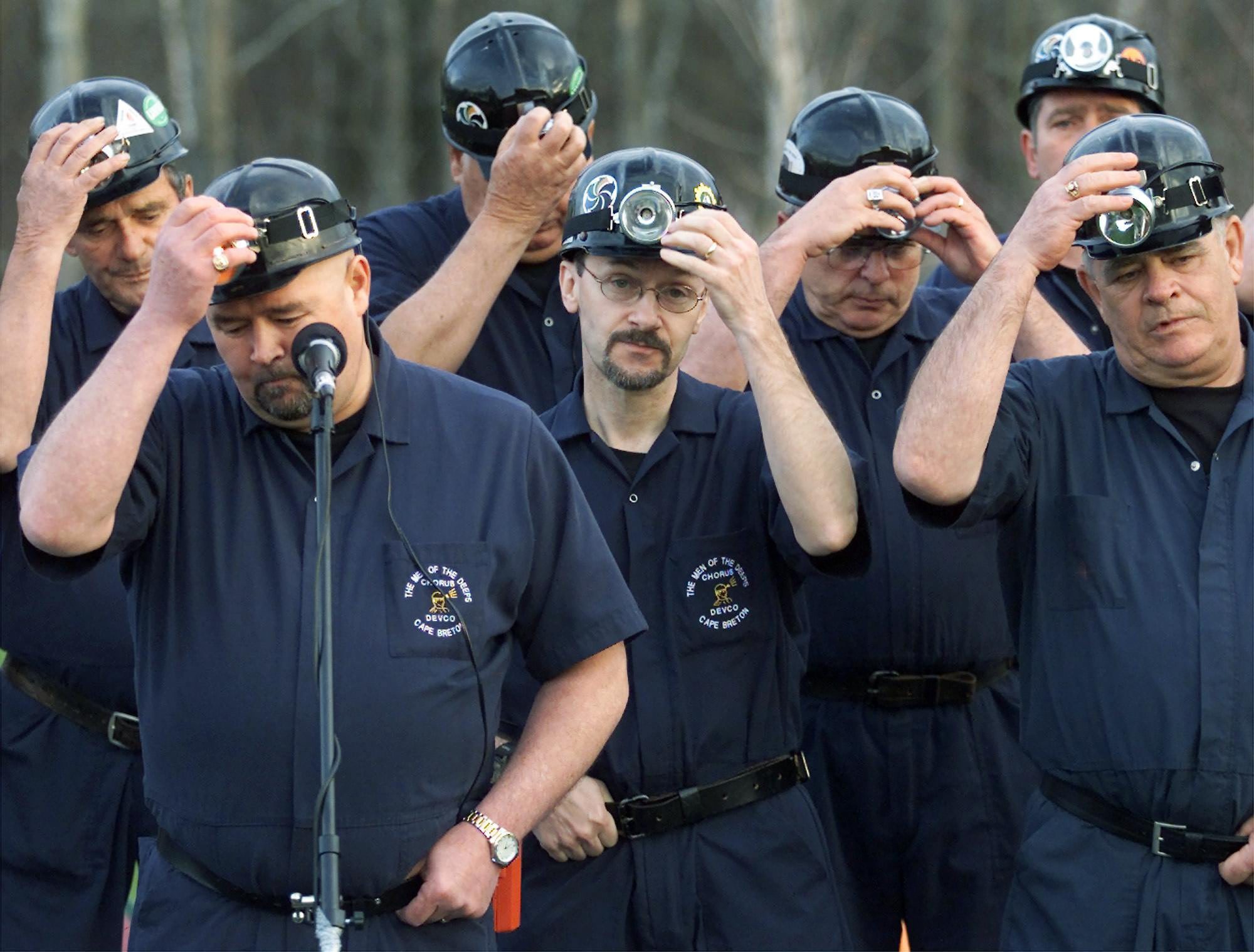 851px version of Men-of-the-Deeps-Choir.jpg