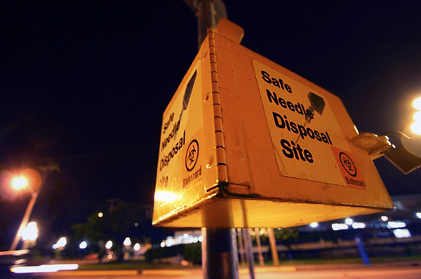 Disposable needle site